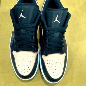 Jordan one lows